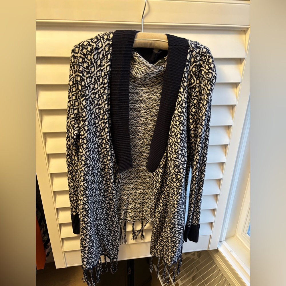 2 for $25-Navy and White Patterned Cardigan